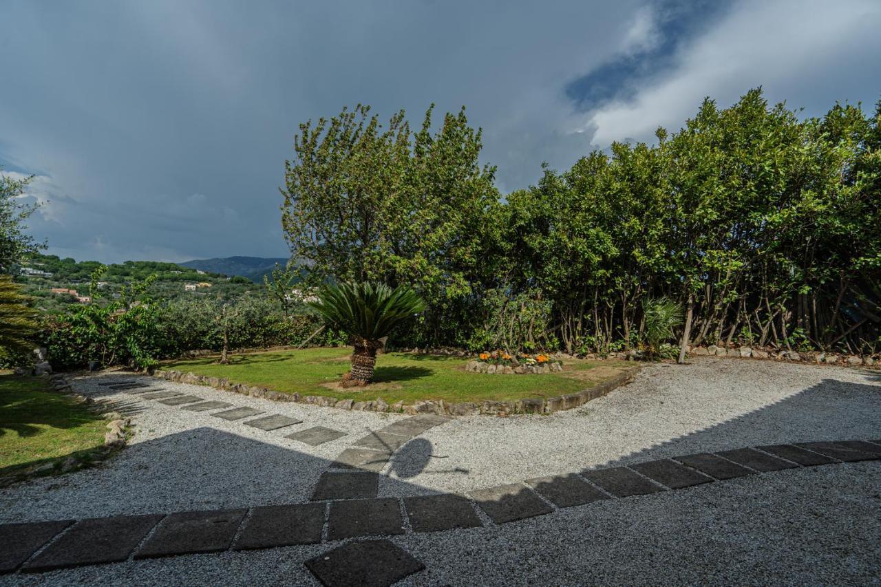 Villa La Pace ซานตาเญลโล ภายนอก รูปภาพ